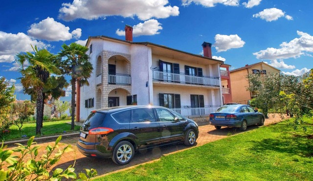 Holiday apartment with air conditioning