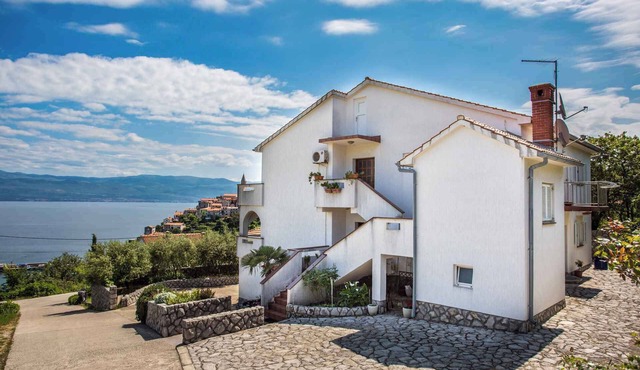 Holiday apartment with air conditioning