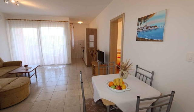 Holiday apartment with air conditioning and Internet