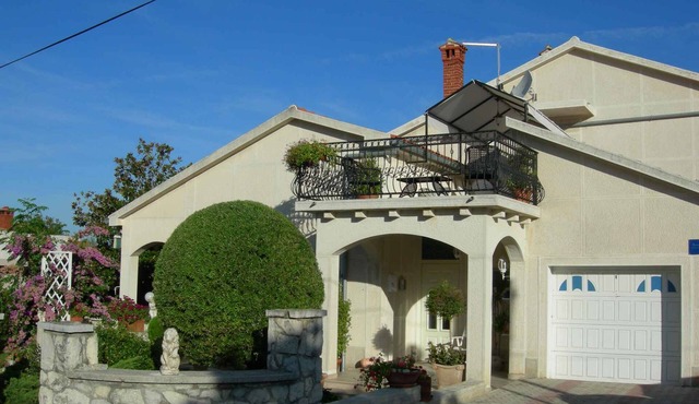 Holiday apartment with air conditioning