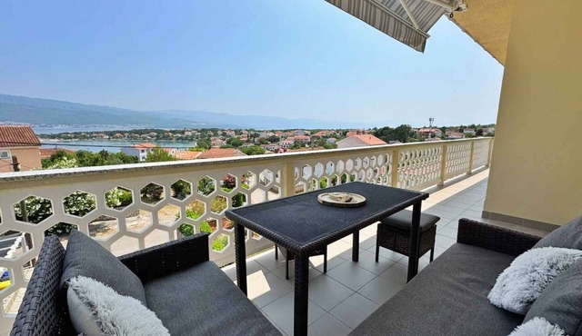 Holiday apartment with balcony and barbecue facilities