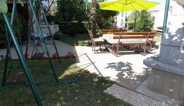 Holiday apartment with air conditioning