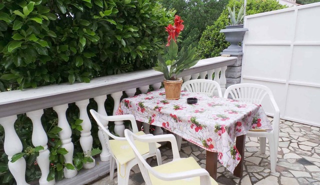 Holiday apartment with 15 sqm terrace