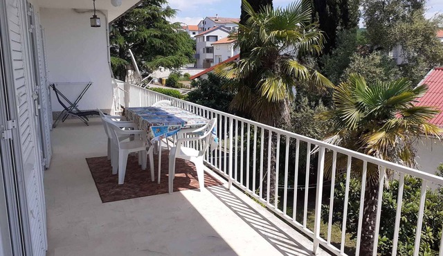 Holiday apartment with balcony and air conditioning