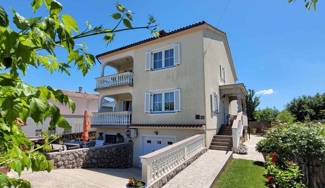Holiday apartment with air conditioning and WLAN