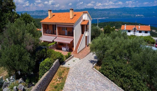 Holiday apartment with Internet and satellite TV