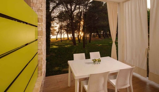 Holiday apartment with pool