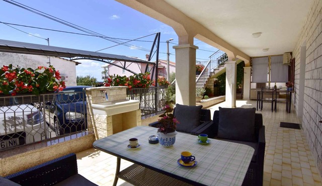 Holiday apartment with two bathrooms and two air conditioners