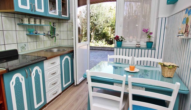 Holiday apartment with terrace and air conditioning