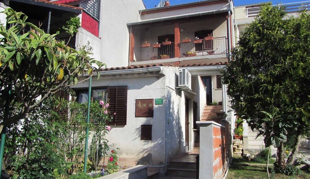 Holiday apartment with terrace