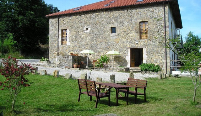 Holiday cottages in the countryside just 10 minutes from Cabarceno