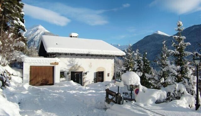 Holiday home between Davos + Lenzerheide, 8 people, hiking, cycling, swimming