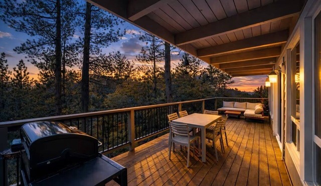 Holiday Chalet Retreat | Lake Views Fireplace