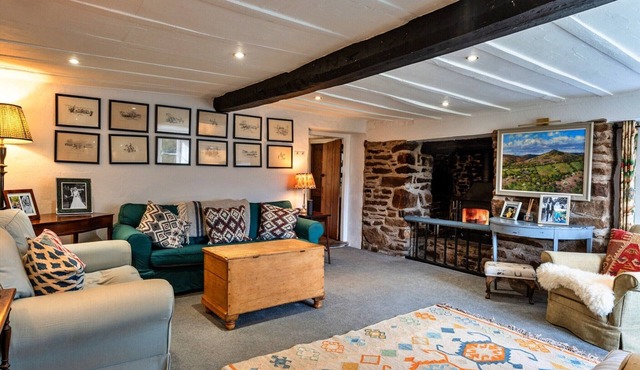 Holiday cottage with private garden, No Deposit