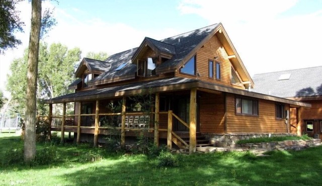 Holiday Discount 5 BR/3.5 BATH Gunnison Valley Home Gathering Place