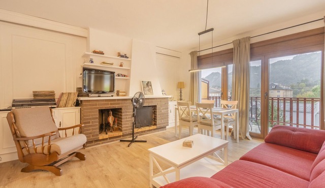 Holiday Apartment "Vall De Lord" with Mountain View, Private Terrace & Wi-Fi