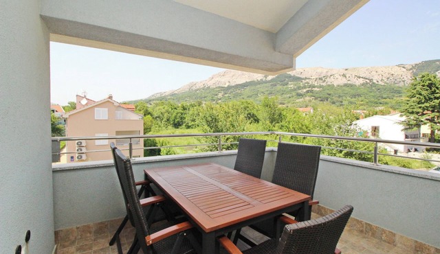 Holiday flat with air conditioning and washing machine