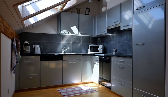 Holiday flat with private parking