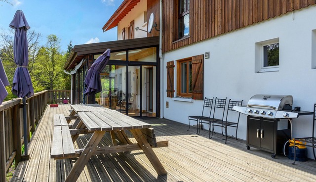 Holiday Home 'Gîte La Ramée' with Mountain View, Private Terrace and Wi-Fi