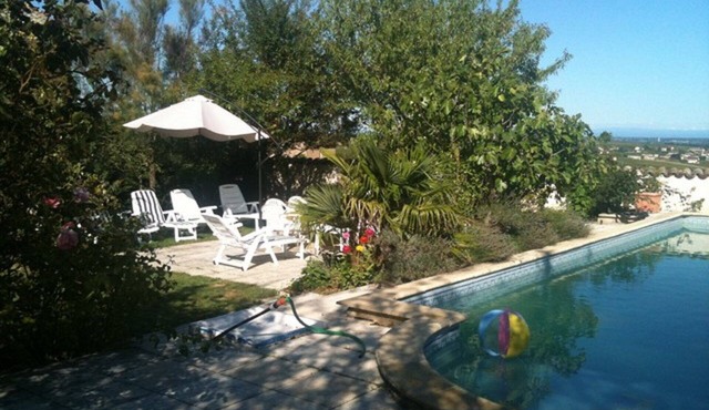 holiday park vines pool jacuzzi sauna steam room in beautiful park