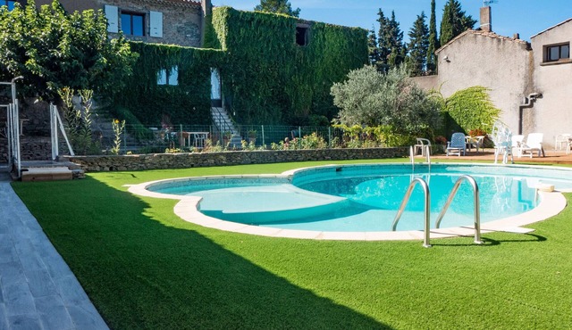 Holiday Home in Montbrun with Pool & Vineyards