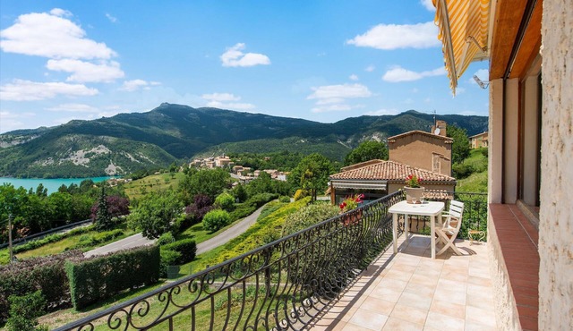 Holiday home in Saint-Julien-du-Verdon with garden