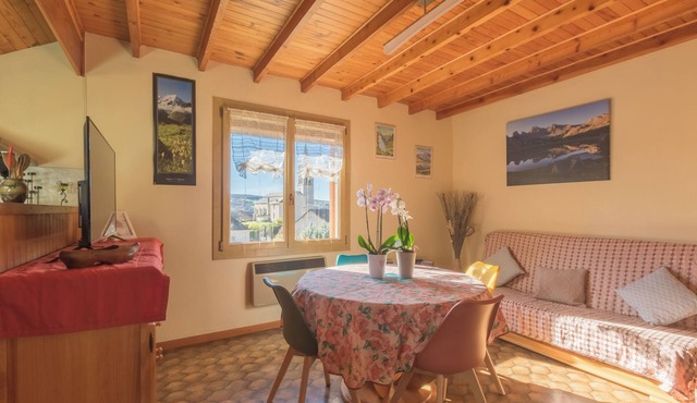 Holiday Apartment "Vacances La Montagne" with Mountain View & Wi-Fi