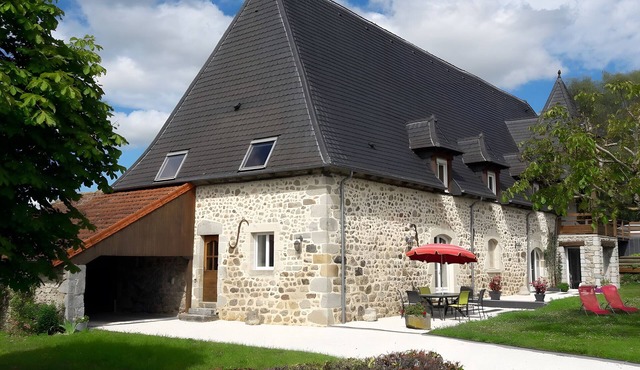 Holiday Home 'Le Marronnier' with Mountain View, Private Garden and Wi-Fi