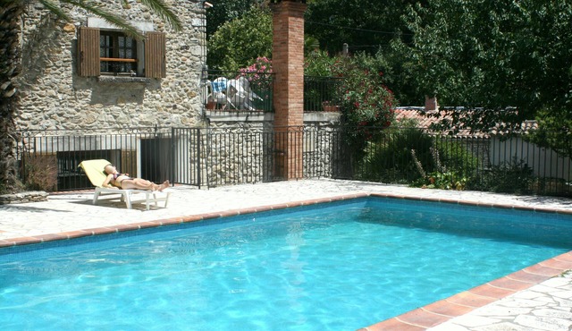 Holiday Home 'La Maison De Yana' with Private Pool, Shared Terrace and Wi-Fi