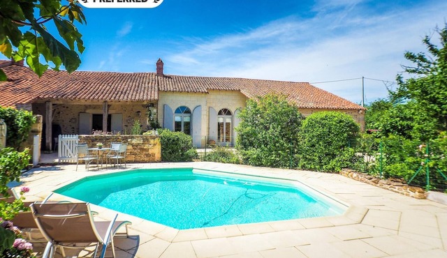 Holiday Home Saint-Laurent Pool & Garden