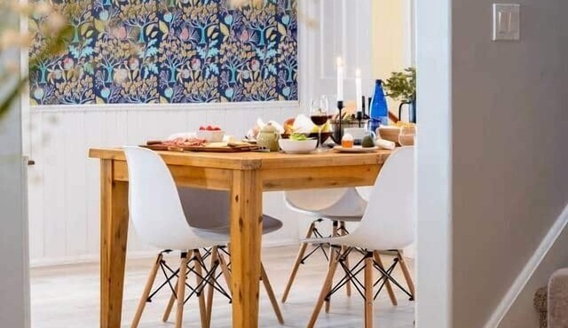 Holiday Getaway - 7mins to Dtwn Theatres, 2KG/1QN, Games, Fire table, Sleeps 8