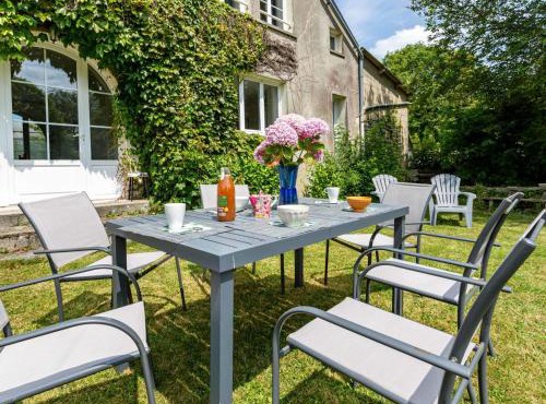 Holiday Home Maison Sainte Claire by Interhome