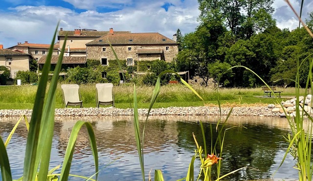 Holiday house 15p 8 rooms 6 bathrooms 1.5ha