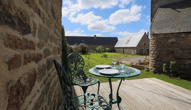 Holiday Home 'Gite Des Hauts Grève - Penty' with Terrace and Wi-Fi