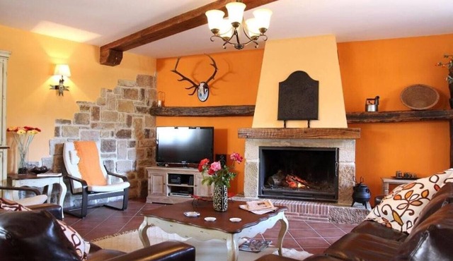 Holiday Home 'La Cantarilla 258' with Mountain View, Private Terrace and Wi-Fi
