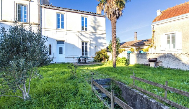 Holiday Home 'Maison De Famille' with Private Terrace and Private Garden