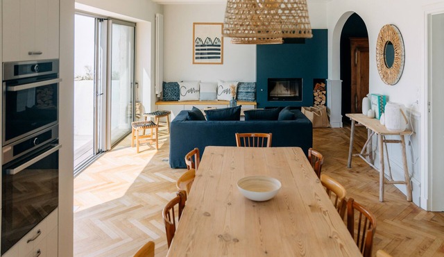 Holiday Home 'La Perle' with Sea View and Jacuzzi