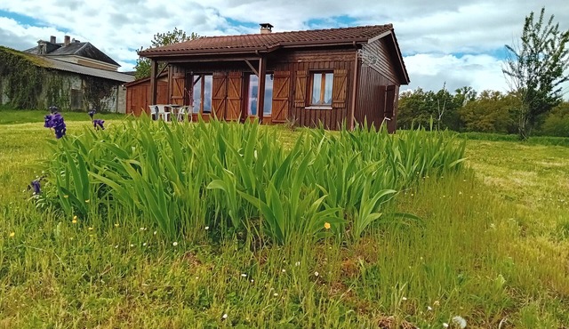 Holiday Home 'Le Chalet' with Private Garden and Wi-Fi