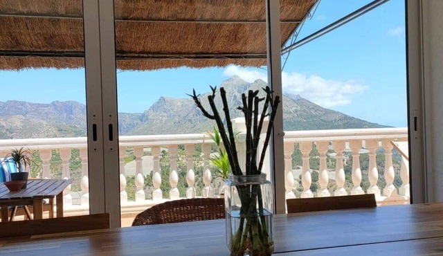 Holiday Home 'Alonis Suites Premium Villas Onaer' with Private Pool, Private Terrace and Wi-Fi