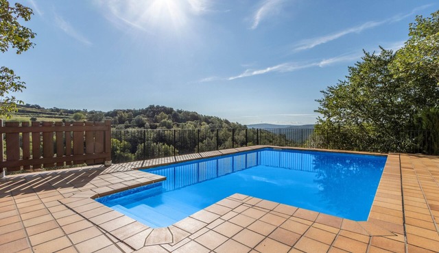 Holiday Home 'Mas Vilardaga' with Mountain View, Wi-Fi and Air Conditioning