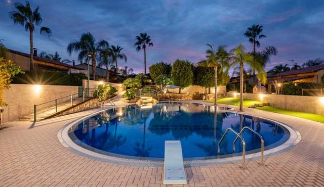 Holiday Home and Remote Work, 20 min From Valencia