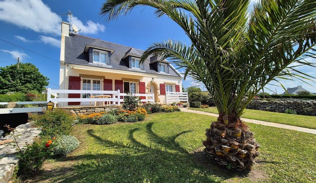 Holiday Home in Plouhinec with Sea Views