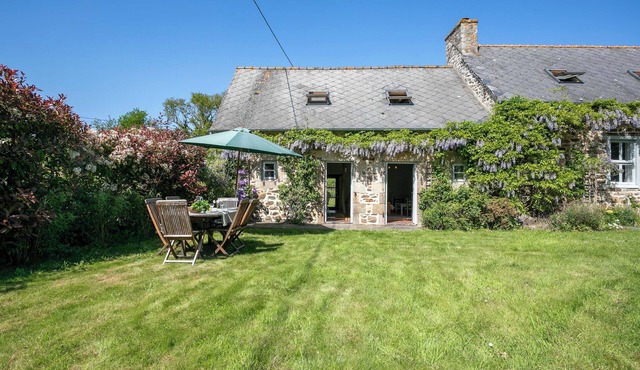 Holiday Home 'Longère De La Croix Blanche' with Private Garden