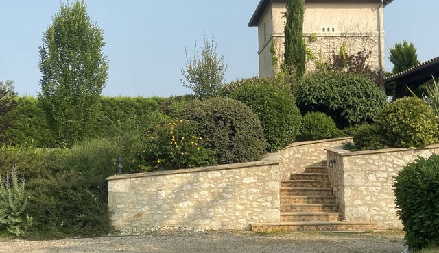 Holiday Home 'Les Treilles De Razac' with Shared Pool, Private Terrace and Wi-Fi