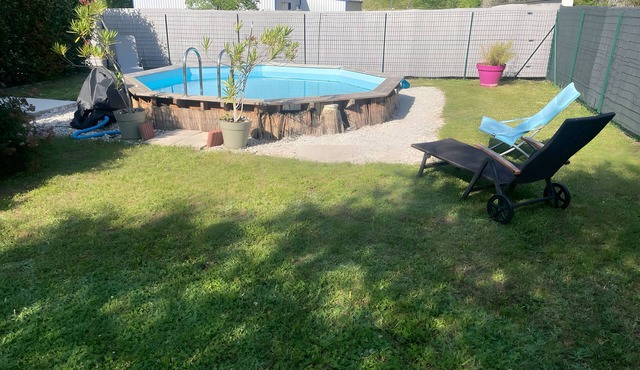 Holiday Home 'De Violette' with Mountain View, Private Pool and Wi-Fi