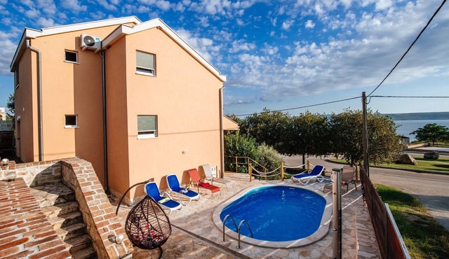 Holiday Home Jasenice near Beach & Pool