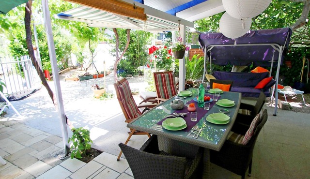 Holiday home Željko, (13634), Sucuraj, hr