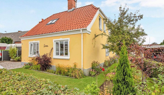 Holiday home 200 m from the water with.