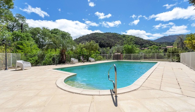 Holiday Home 6 with Mountain View, Air Conditioning