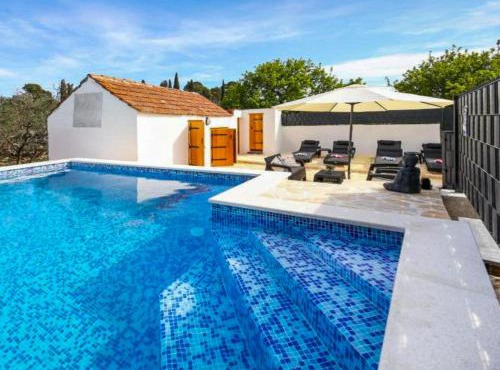Holiday Home Ambi by Interhome